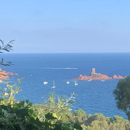 Campsite Mobilhome Vue Grand Confort Domaine L'ile D Or Saint-Raphael (Var)